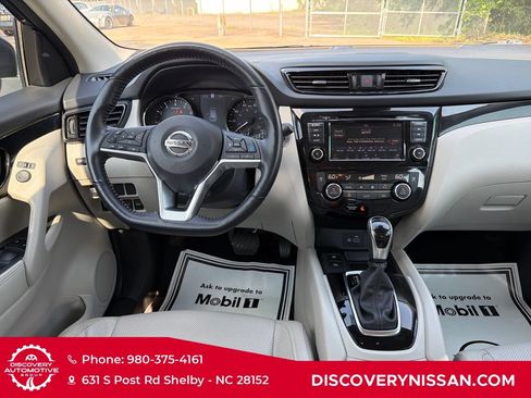 Certified 2022 Nissan Rogue Sport SL AWD/4WD image 34