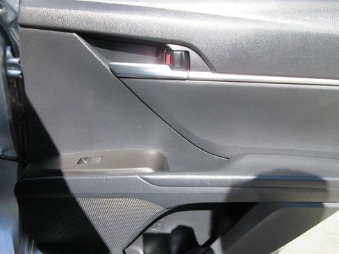 Used 2024 Toyota Camry SE FWD image 23