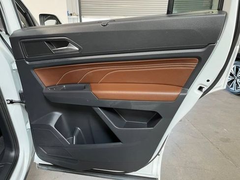Used 2021 Volkswagen Atlas SE w/ Panoramic Sunroof Package AWD/4WD image 15