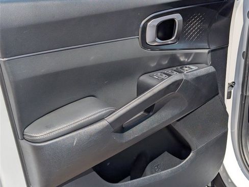 Used 2025 Kia Sorento S w/ Panoramic Sunroof Package FWD image 33