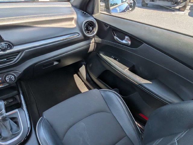 Used 2021 Kia Forte GT-Line FWD image 15
