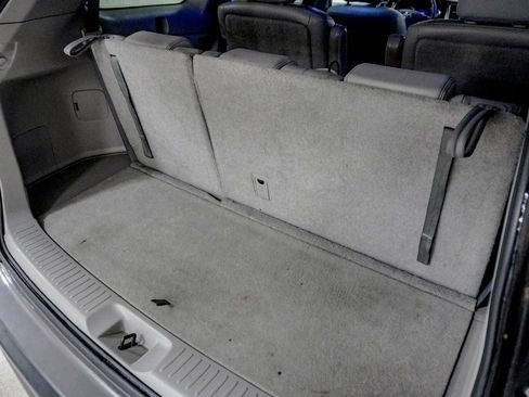 Used 2015 Toyota Highlander Limited Platinum AWD/4WD image 9