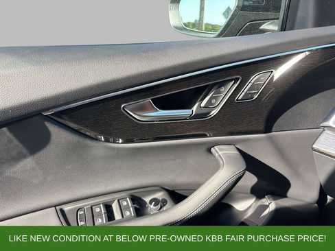 Used 2026 Audi Q8 Premium Plus AWD/4WD image 19