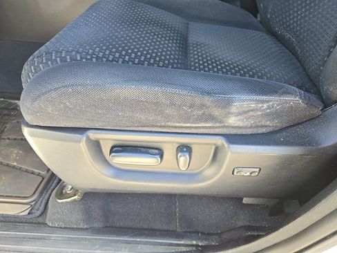 Used 2013 Toyota Tundra 2WD CrewMax w/ SR5 Pkg image 5