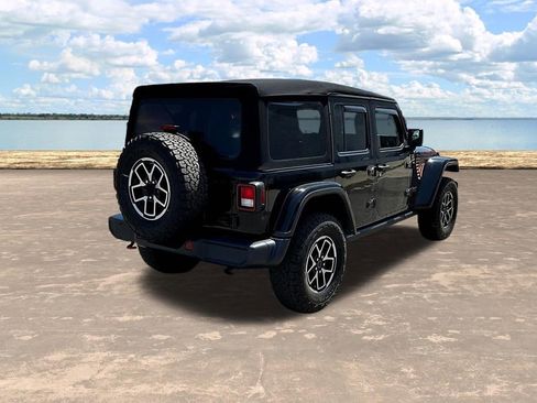 Used 2021 Jeep Wrangler Unlimited Rubicon AWD/4WD image 11