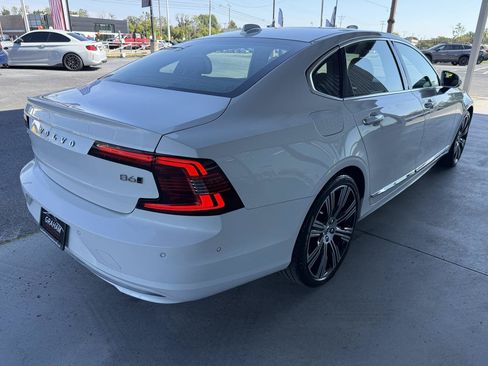 Used 2022 Volvo S90 B6 Inscription w/ Advanced Package AWD/4WD image 4