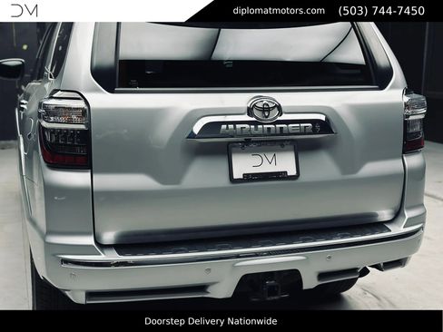Used 2023 Toyota 4Runner Limited AWD/4WD image 16