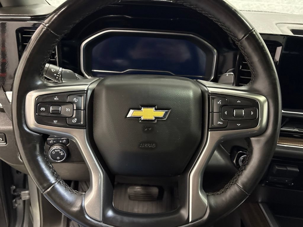 Used 2024 Chevrolet Silverado 1500 LT AWD/4WD image 26