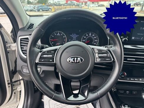 Used 2021 Kia Seltos EX image 14