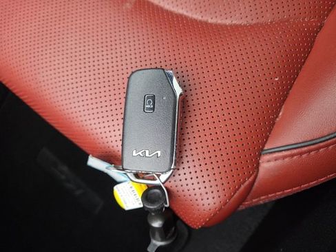 Used 2023 Kia K5 GT-Line image 36