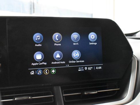 Used 2024 Chevrolet Trax LS w/ LS Convenience Package FWD image 16