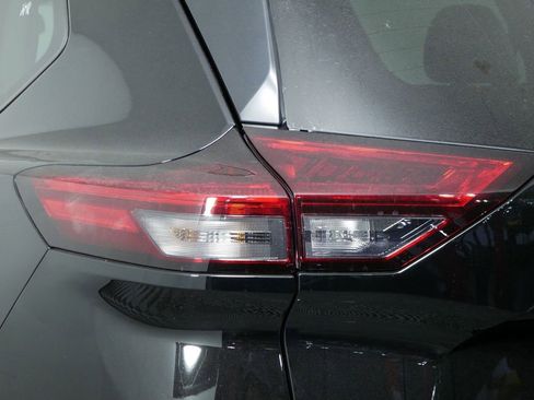 Used 2026 Nissan Rogue SV w/ Rock Creek Premium Package image 12