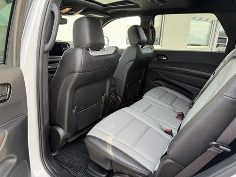 Used 2023 Dodge Durango GT image 12