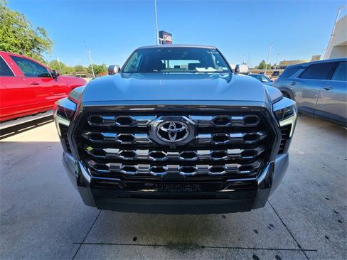 Used 2025 Toyota Tundra Platinum AWD/4WD image 2