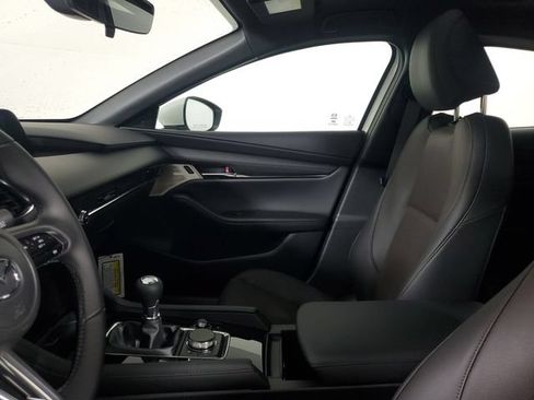 New 2026 MAZDA MAZDA3 2.5 S Hatchback w/ Premium Pkg FWD image 21