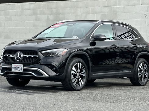 Certified 2025 Mercedes-Benz GLA 250 image 8