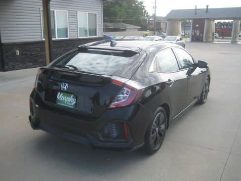 Used 2018 Honda Civic EX image 7