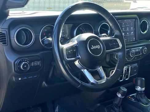 Used 2021 Jeep Wrangler Unlimited Sahara image 10