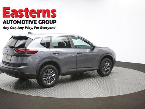 Used 2024 Nissan Rogue S AWD/4WD image 43