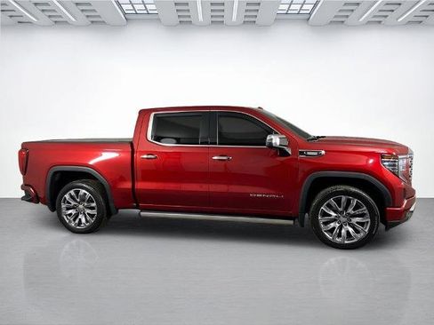Used 2023 GMC Sierra 1500 Denali w/ Denali Reserve Package AWD/4WD image 2