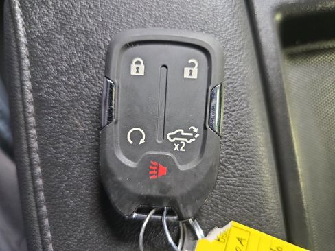 Used 2021 Chevrolet Silverado 1500 LT w/ Texas Edition Plus image 26