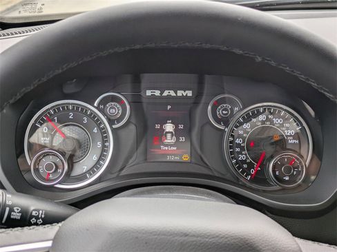 New 2025 RAM 1500 Big Horn image 27