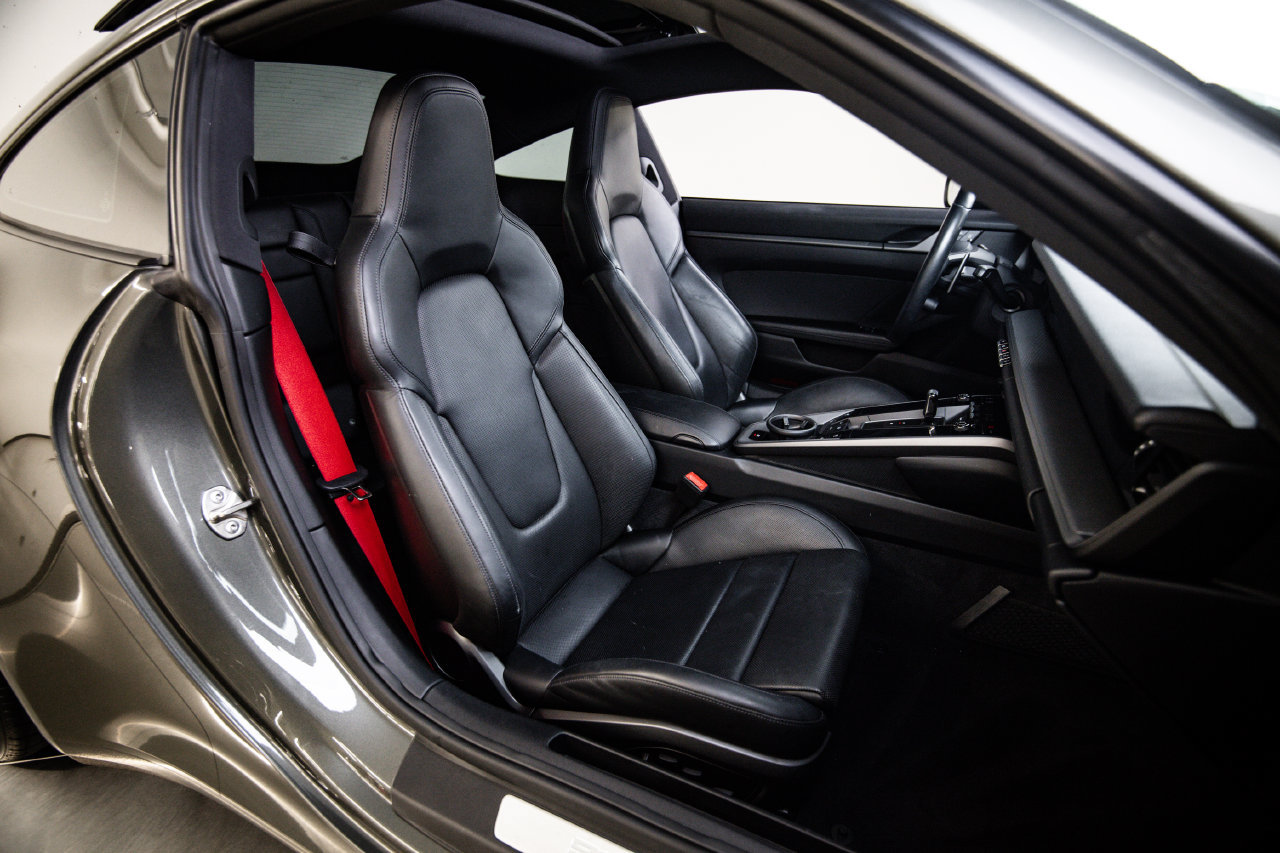 Certified 2022 Porsche 911 Carrera S RWD image 29