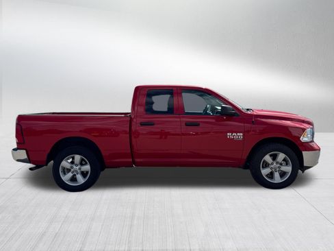 Used 2024 RAM 1500 Classic SLT AWD/4WD image 8