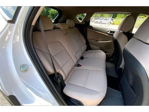 Used 2020 Hyundai Tucson Value AWD/4WD image 24