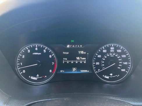 Used 2015 Hyundai Genesis 3.8 w/ Option Group 04 image 34