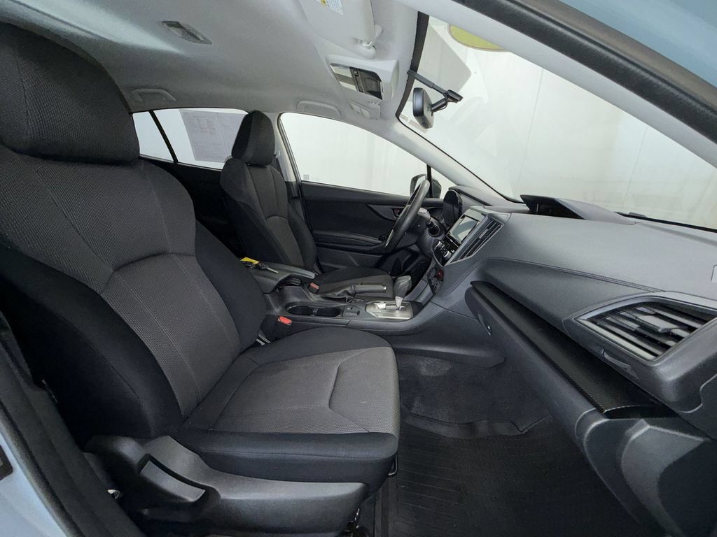 Used 2019 Subaru Crosstrek 2.0i AWD/4WD image 18