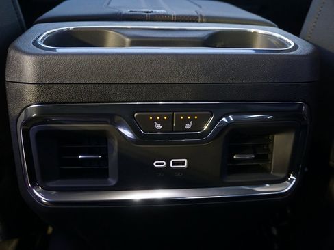 New 2026 Chevrolet Silverado 1500 High Country w/ Technology Package image 29