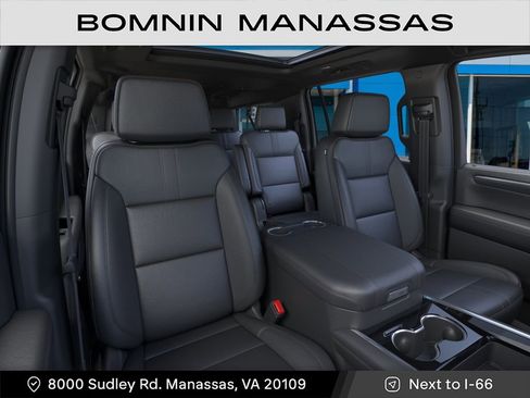 New 2026 Chevrolet Suburban RST AWD/4WD image 16
