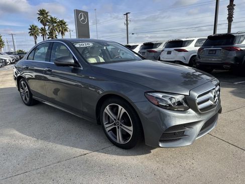 Used 2020 Mercedes-Benz E 350 Sedan image 3