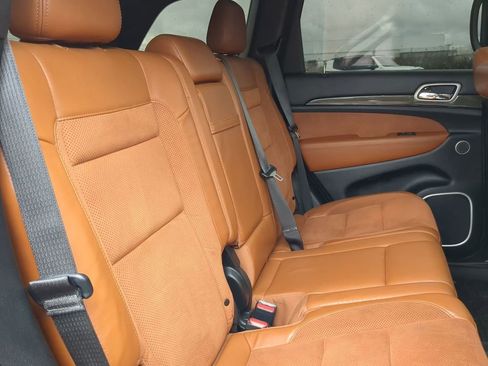 Used 2021 Jeep Grand Cherokee Trackhawk w/ Trailer Tow Group IV image 7