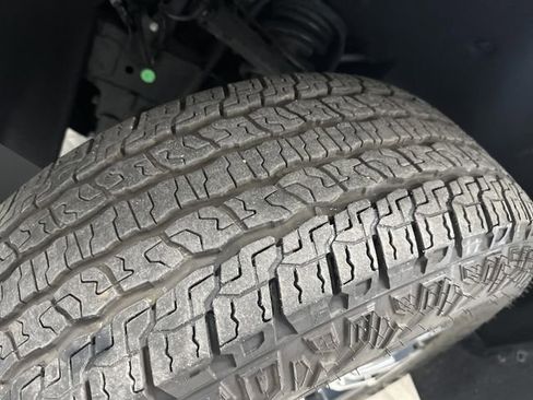 Used 2023 GMC Canyon AT4 image 41