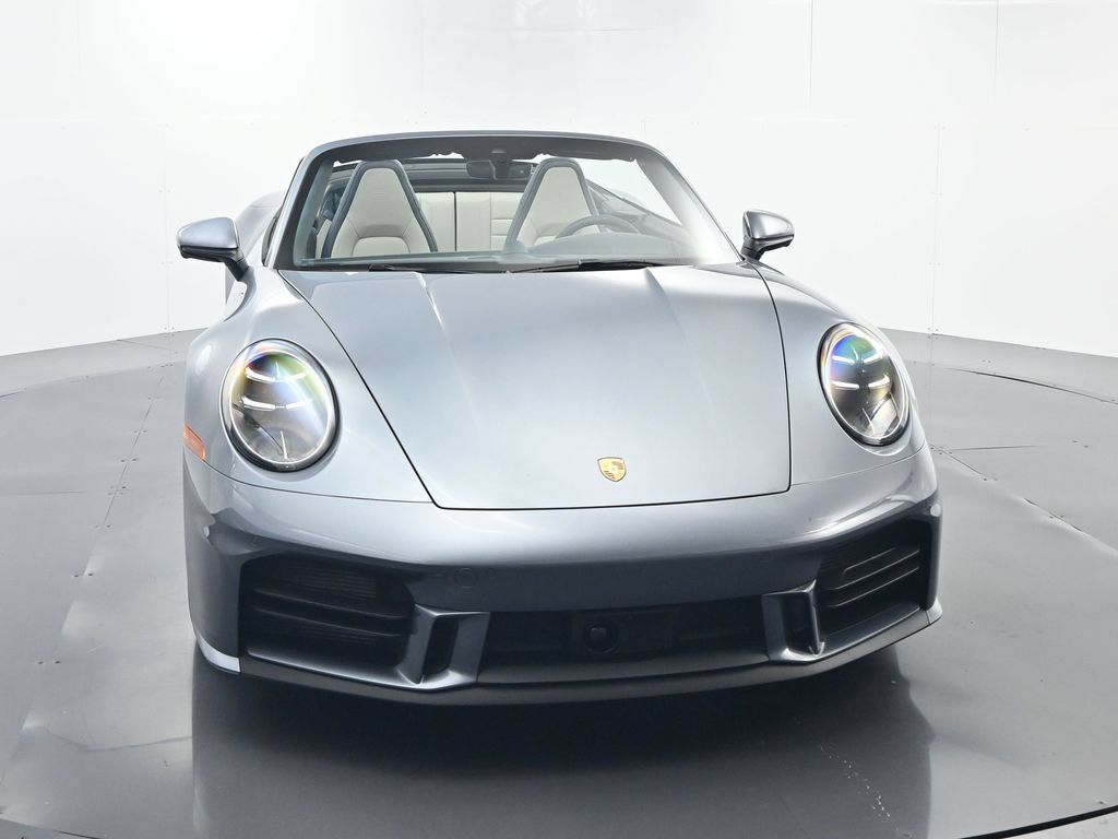 Certified 2026 Porsche 911 Carrera 4S AWD/4WD image 18