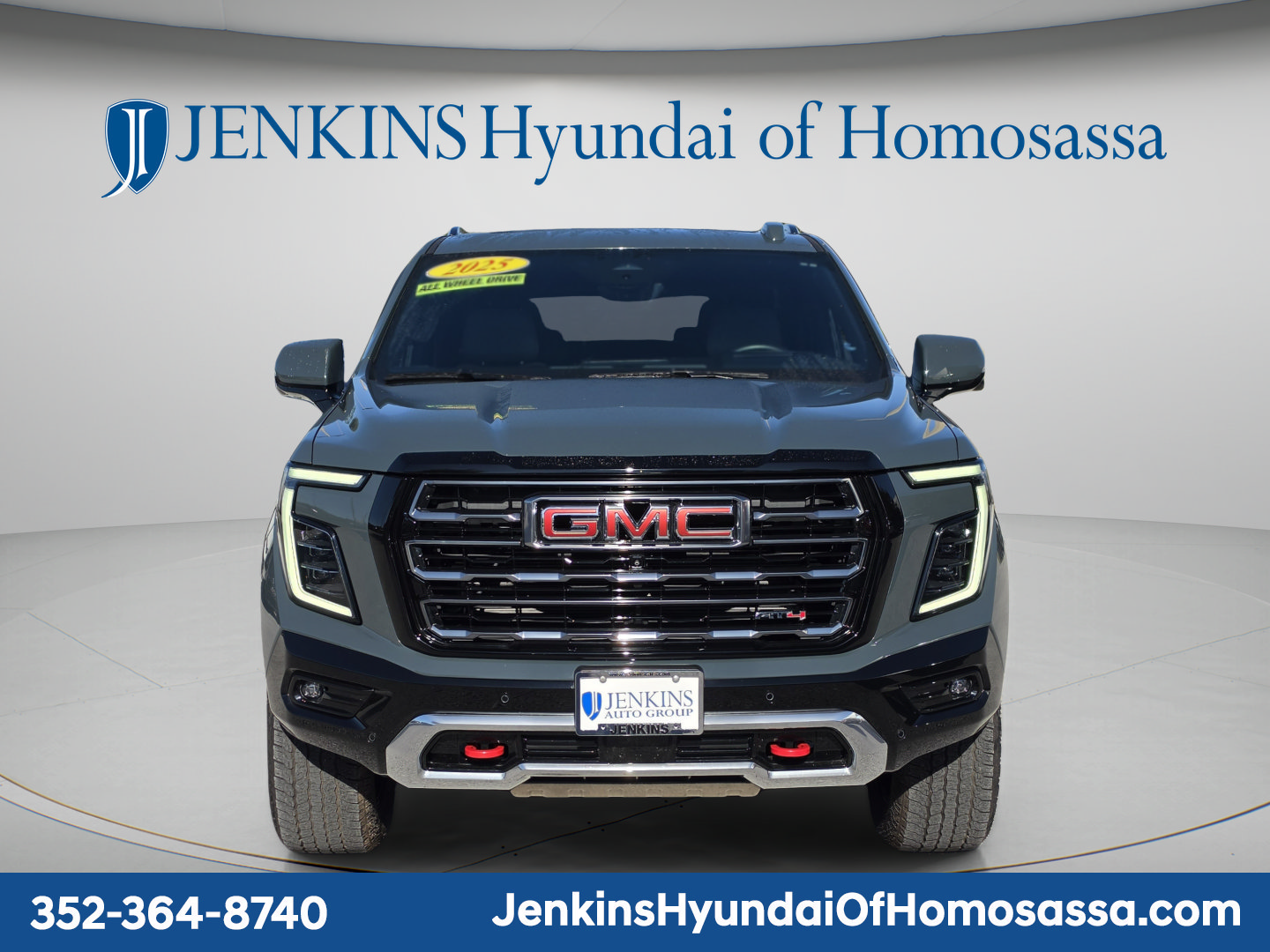 Used 2025 GMC Yukon AT4 w/ AT4 Premium Package AWD/4WD image 12