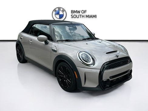 Used 2024 MINI Cooper S FWD image 1
