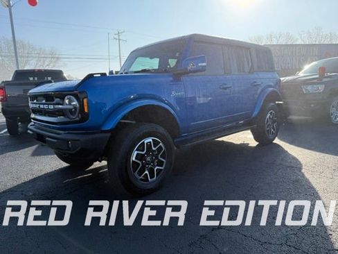 Used 2024 Ford Bronco Outer Banks image 1