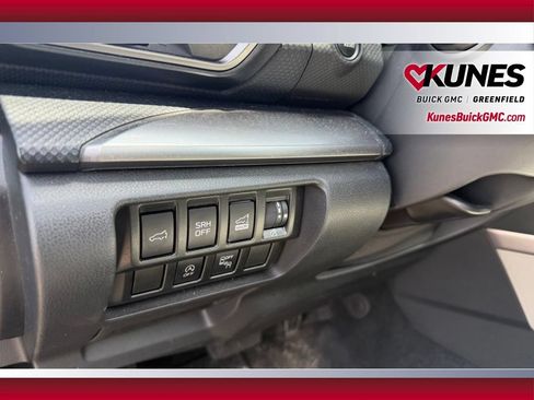 Used 2023 Subaru Forester Premium AWD/4WD image 17