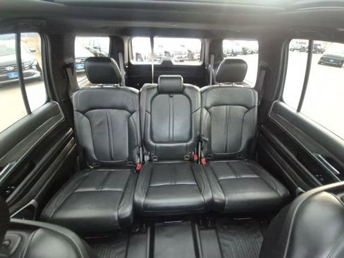 Used 2022 Jeep Wagoneer Series II w/ Premium Group I image 23