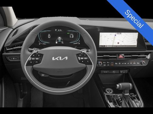 Used 2023 Kia Niro EX FWD image 5