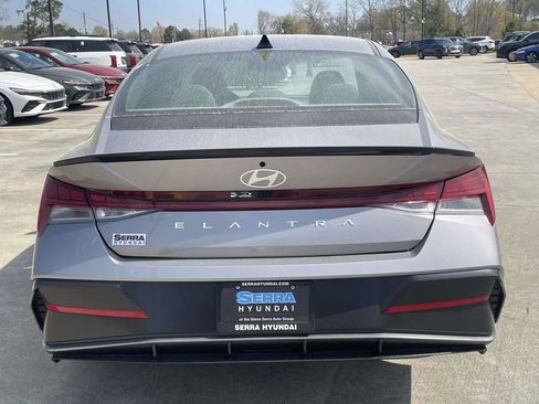 New 2026 Hyundai Elantra SEL Sport Premium FWD image 3