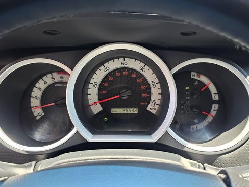 Used 2014 Toyota Tacoma 4x4 Double Cab image 31