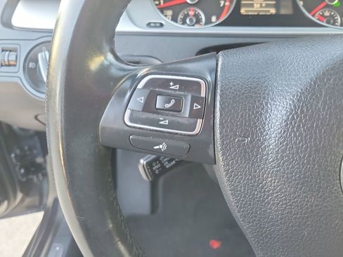 Used 2013 Volkswagen CC Sport image 24