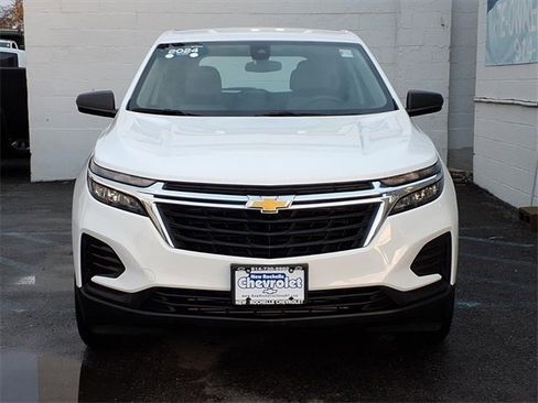 Certified 2024 Chevrolet Equinox LS image 2