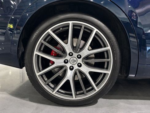 Used 2019 Maserati Levante S GranSport AWD/4WD image 11