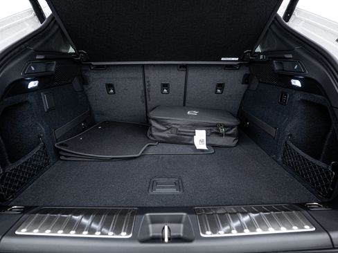 New 2025 Porsche Macan 4S Electric image 26