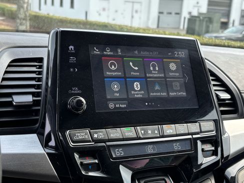 Used 2021 Honda Odyssey Touring image 23